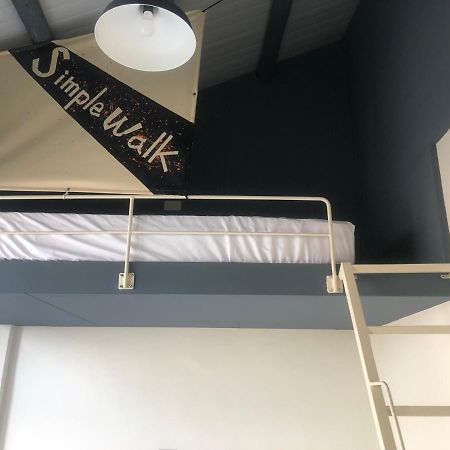 Simple Walk Guest House 小公寓 Tainan Exterior photo