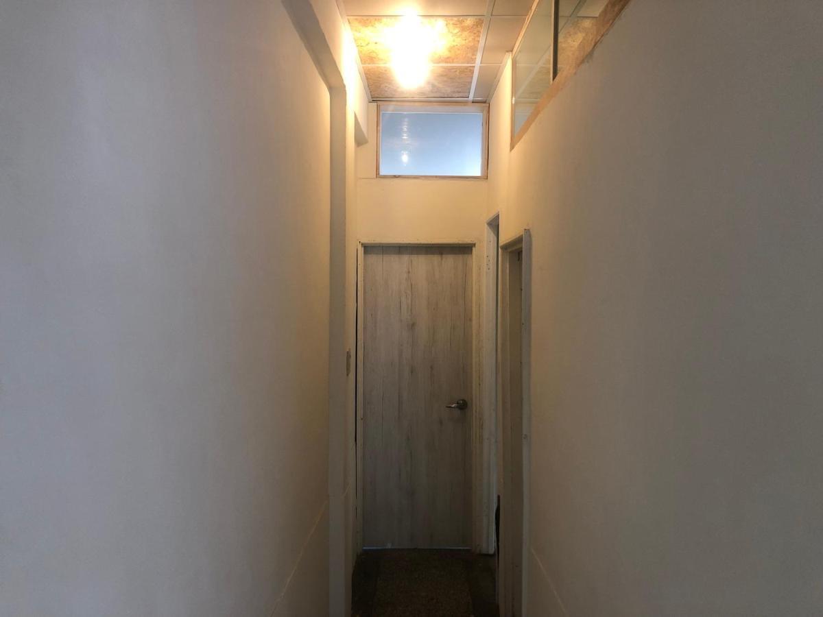 Simple Walk Guest House 小公寓 Tainan Exterior photo